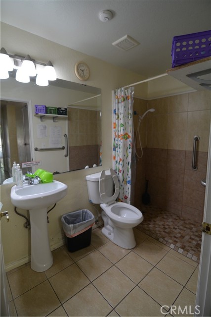 340 Calle Caballeros, Walnut CA: https://media.crmls.org/medias/da7a7fbe-09b2-4dfb-a6f8-9e103bc7e1b6.jpg