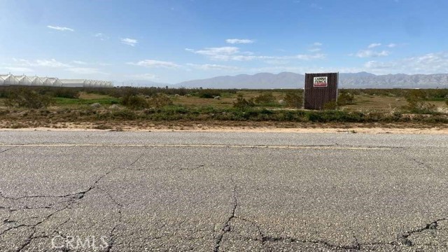 Detail Gallery Image 2 of 17 For 0 Neuralia Rd, California City,  CA 93505 - – Beds | – Baths