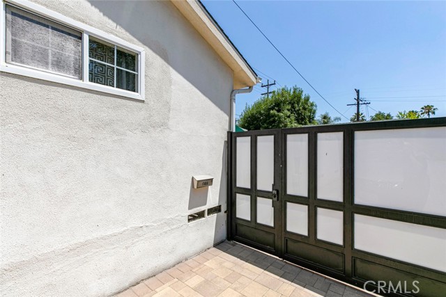1748 Opechee Way, Glendale CA: https://media.crmls.org/medias/da7b9137-2e68-41cb-93cf-a64896b314c4.jpg