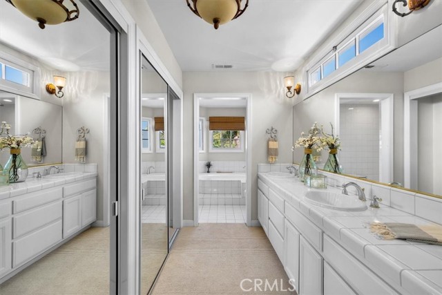 3108 Poinsettia Avenue, Manhattan Beach, California 90266, 3 Bedrooms Bedrooms, ,3 BathroomsBathrooms,Residential,Sold,Poinsettia,SB22192558