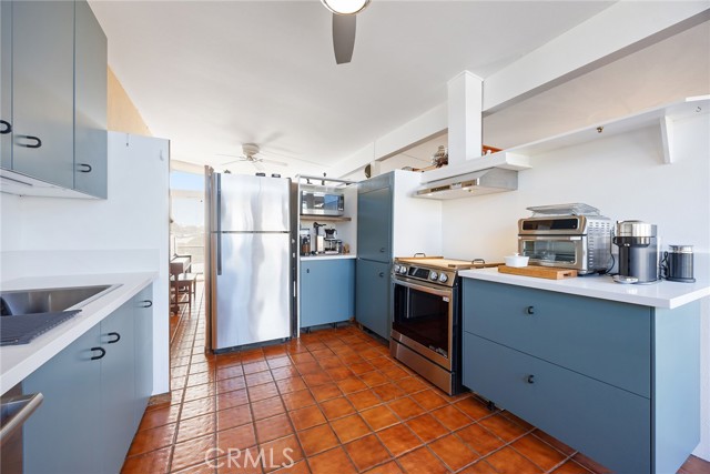 Detail Gallery Image 4 of 20 For 2239 W Judith, Anaheim,  CA 92804 - 4 Beds | 2 Baths