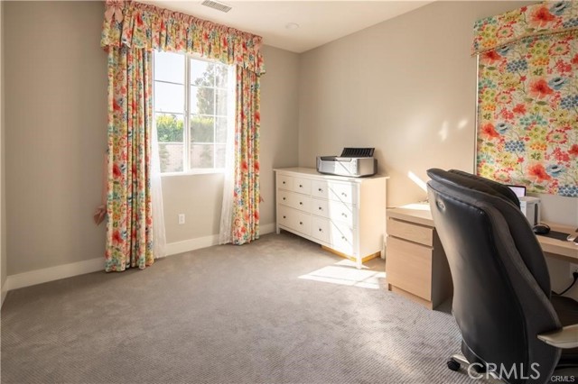 Detail Gallery Image 22 of 28 For 3827 Laurita Ave, Pasadena,  CA 91107 - 5 Beds | 5 Baths