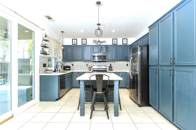 Image 8 of 24 For 29282 Castlewood