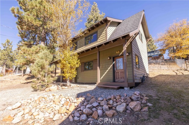 Detail Gallery Image 1 of 19 For 505 Lakewood Ln, Big Bear Lake,  CA 92315 - 2 Beds | 1 Baths