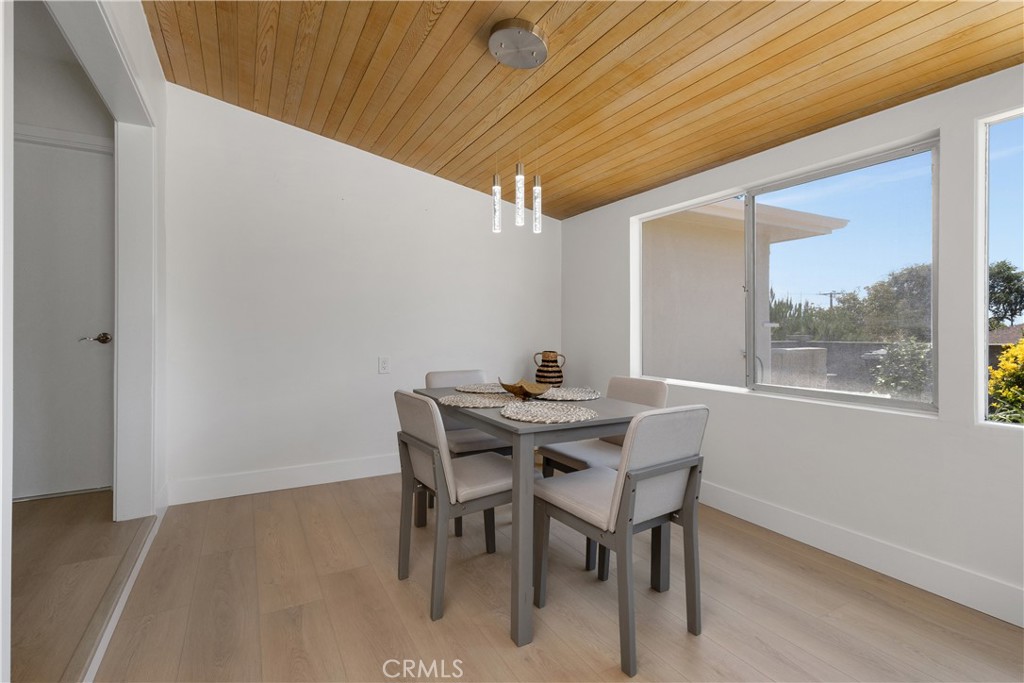 Da7d5d37 9b10 49d3 83b4 263512cabfa9