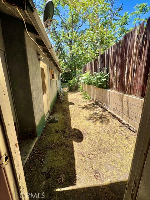 728 Monterey Trail, Frazier Park CA: https://media.crmls.org/medias/da7e2510-7b71-4e10-9795-ca805cb16c77.jpg