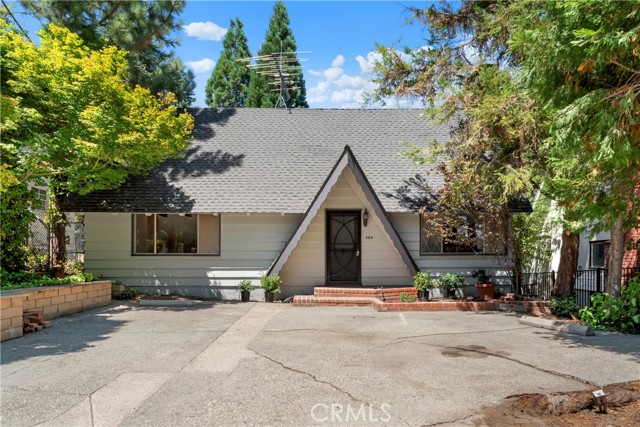 Detail Gallery Image 1 of 1 For 464 Emerald Way, Lake Arrowhead,  CA 92352 - 3 Beds | 2 Baths