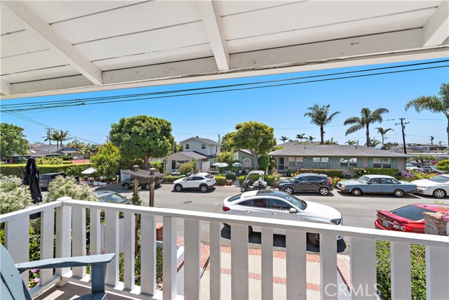 Detail Gallery Image 11 of 39 For 1016 Catalina, Laguna Beach,  CA 92651 - 3 Beds | 2 Baths
