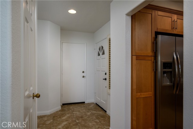 Detail Gallery Image 3 of 30 For 17 via Athena, Aliso Viejo,  CA 92656 - 2 Beds | 2/1 Baths