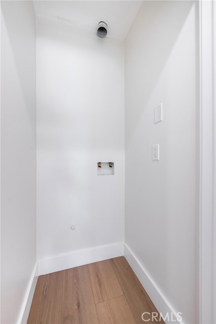 Detail Gallery Image 26 of 36 For 22919 Leonora Dr, Woodland Hills,  CA 91367 - 4 Beds | 2 Baths