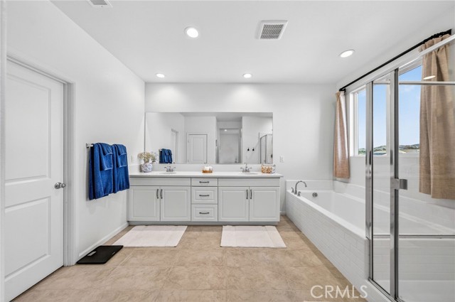 Detail Gallery Image 45 of 63 For 36316 Beacon Light Way, Wildomar,  CA 92595 - 4 Beds | 3 Baths