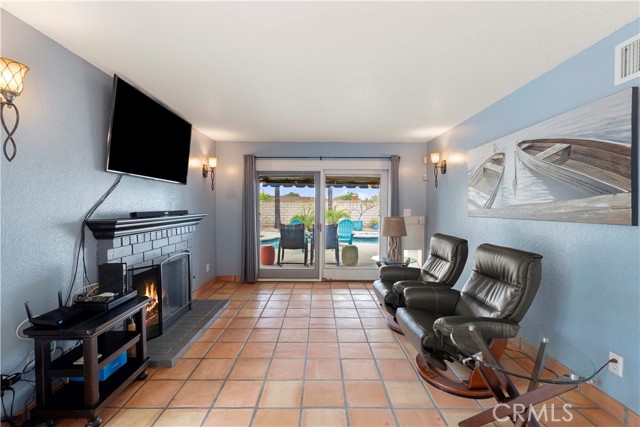 Detail Gallery Image 15 of 43 For 2537 Fulton, La Verne,  CA 91750 - 3 Beds | 2 Baths