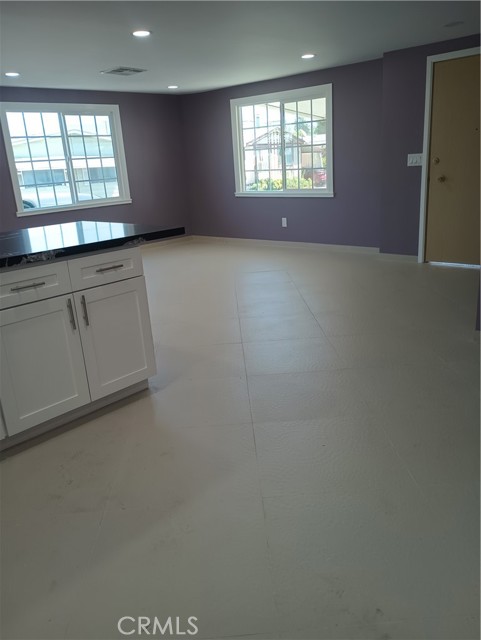 Detail Gallery Image 4 of 22 For 350 S Willow #134,  Rialto,  CA 92376 - 3 Beds | 2 Baths
