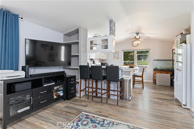 Detail Gallery Image 8 of 48 For 2673 Howard Ave a,  Lakeport,  CA 95453 - 2 Beds | 1/1 Baths