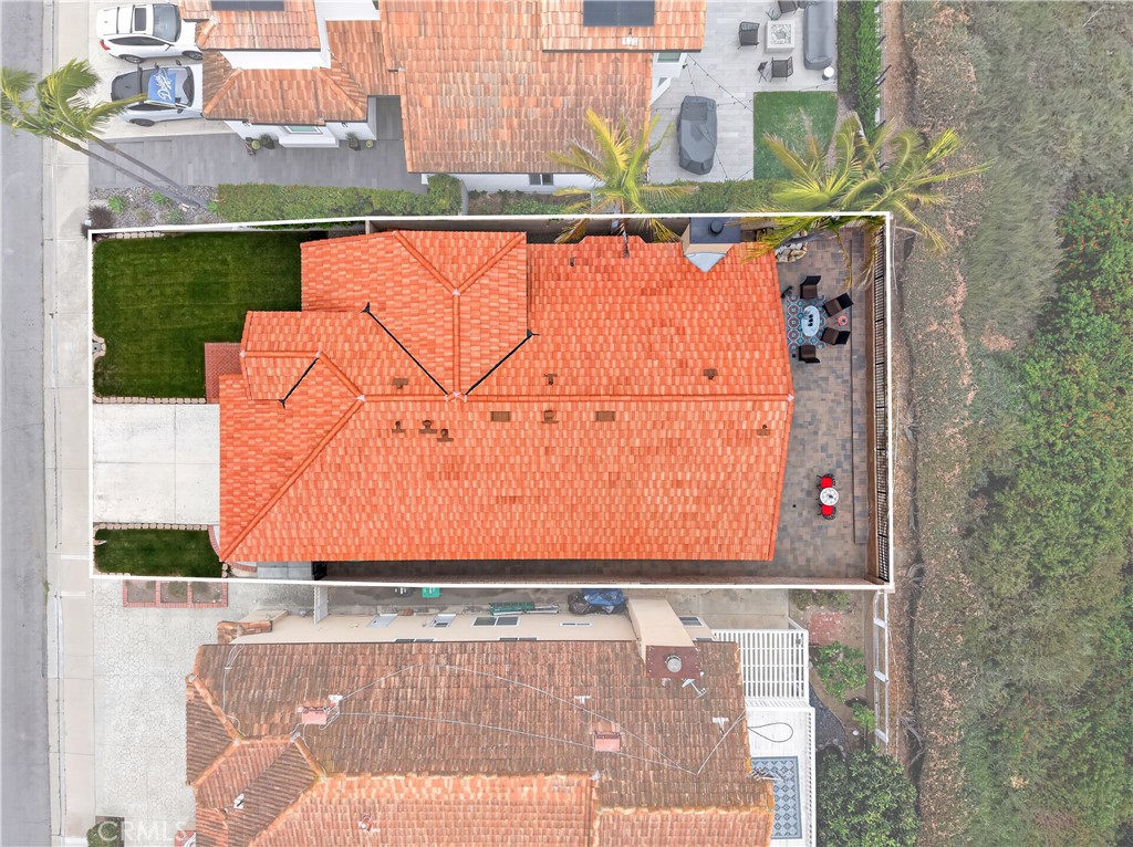 https://media.crmls.org/medias/da819239-70f5-430d-92c9-d8b49a8c5638.jpg?preset=X-Large