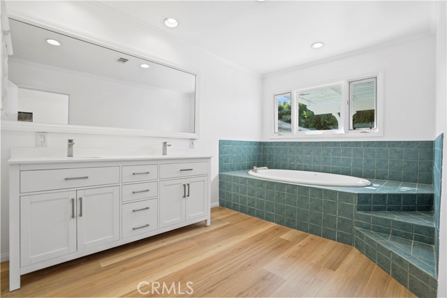 Detail Gallery Image 18 of 27 For 4615 Sunnyslope Ave, Sherman Oaks,  CA 91423 - 2 Beds | 2 Baths