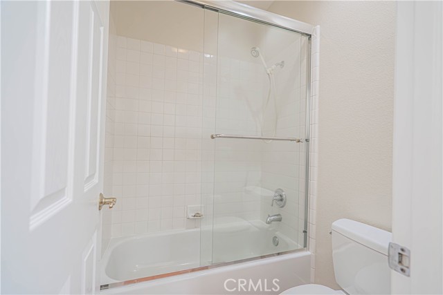 25910 Tennyson Lane, Stevenson Ranch CA: https://media.crmls.org/medias/da835e19-c3be-4d25-b50f-a0ce111a837f.jpg