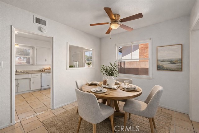 Detail Gallery Image 5 of 20 For 321 E Avenue J8, Lancaster,  CA 93535 - 4 Beds | 2 Baths