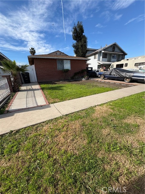 Detail Gallery Image 3 of 24 For 15105 Domart, Norwalk,  CA 90650 - 3 Beds | 1 Baths