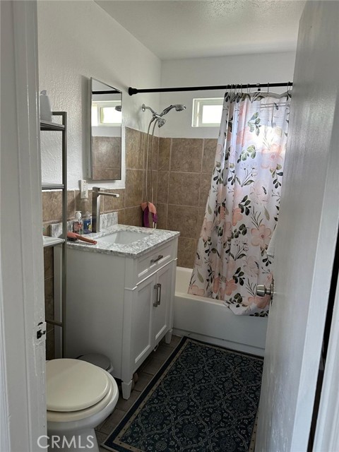 Detail Gallery Image 12 of 17 For 38126 11th St a,  Palmdale,  CA 93550 - 2 Beds | 1 Baths