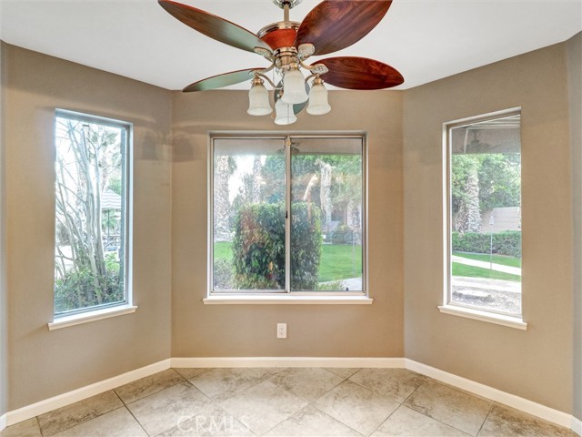 Detail Gallery Image 17 of 39 For 76871 Castle Ct, Palm Desert,  CA 92211 - 4 Beds | 3/1 Baths