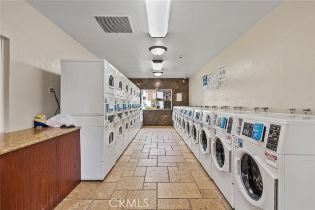 10331 Lindley Avenue, Porter Ranch CA: https://media.crmls.org/medias/da8599ab-c00b-4934-b92e-4eb9106cd01f.jpg
