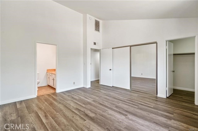 Detail Gallery Image 9 of 25 For 9525 Sylmar Ave #2,  Panorama City,  CA 91402 - 2 Beds | 2 Baths