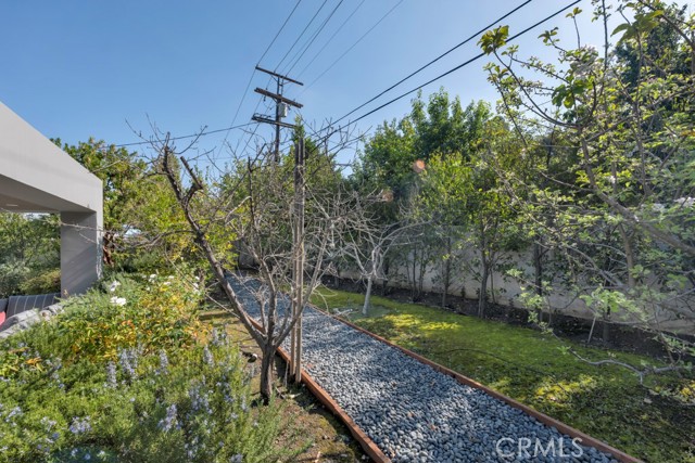 Detail Gallery Image 66 of 75 For 17950 Rancho St, Encino,  CA 91316 - 5 Beds | 6 Baths
