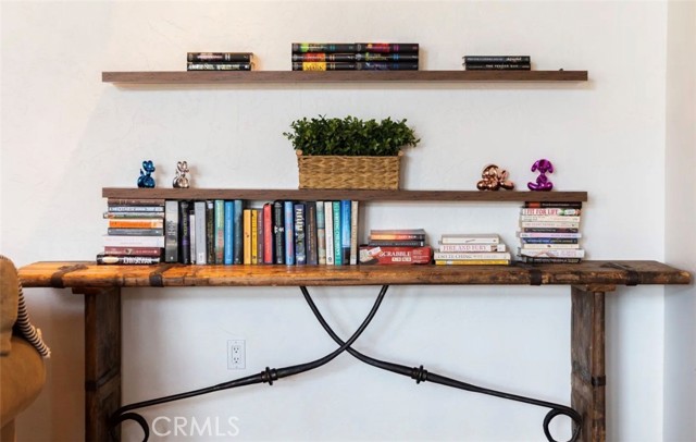 Detail Gallery Image 11 of 23 For 42521 Bear Loop North, Big Bear City,  CA 92314 - 4 Beds | 4/1 Baths