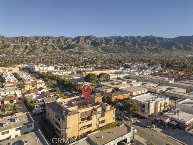 Detail Gallery Image 33 of 33 For 1515 Grismer Ave #302,  Burbank,  CA 91504 - 2 Beds | 2 Baths