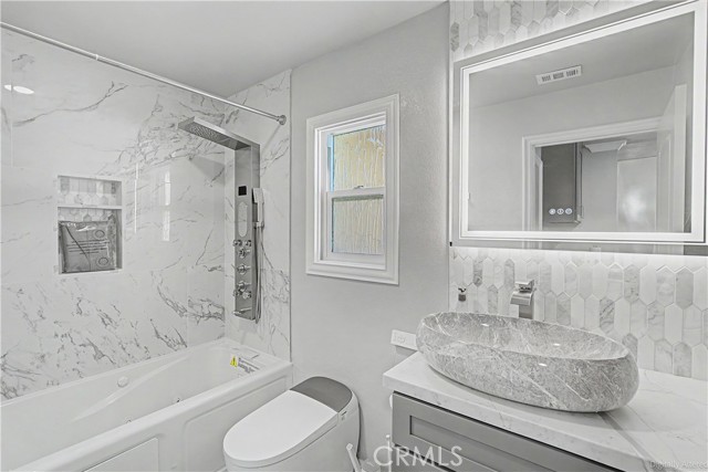 Detail Gallery Image 11 of 29 For 12714 Dorsey Ct, Victorville,  CA 92392 - 5 Beds | 3 Baths