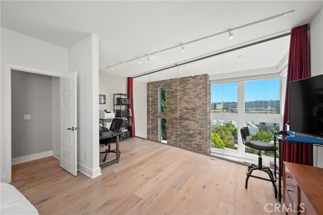 Detail Gallery Image 25 of 44 For 2470 via Alta, –,  CA 92108 - 2 Beds | 2/1 Baths