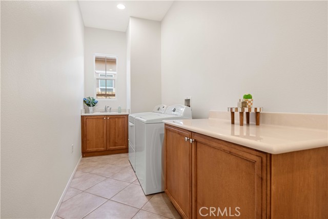 Detail Gallery Image 24 of 26 For 23812 Champer Ct, Valencia,  CA 91354 - 2 Beds | 2 Baths