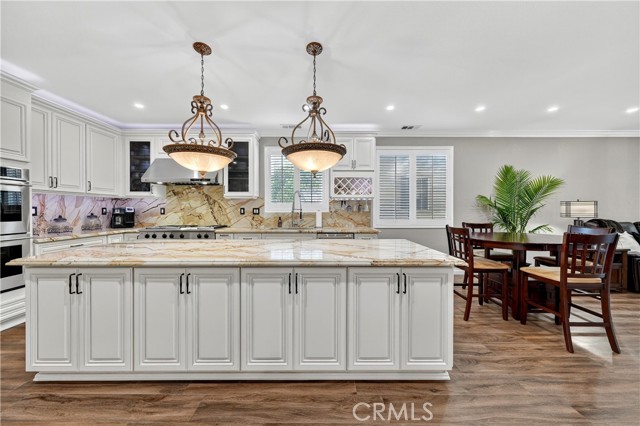 Image 19 of 74 For 12377 Columbia Lane