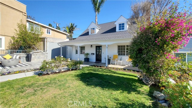 714 Paulina Avenue, Redondo Beach, California 90277, 4 Bedrooms Bedrooms, ,2 BathroomsBathrooms,Residential,Sold,Paulina,PV22037903