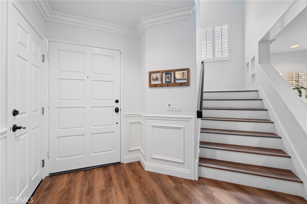 MLS #OC25192282 image #17