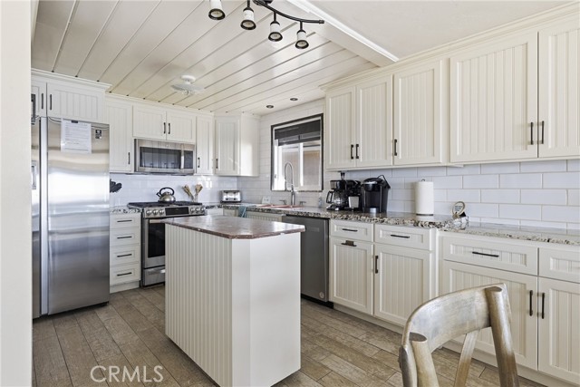 Detail Gallery Image 13 of 25 For 2712 Studio Dr, Cayucos,  CA 93430 - 3 Beds | 2 Baths