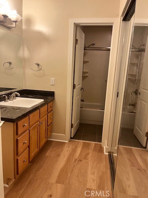 Detail Gallery Image 7 of 7 For 10982 Roeblings Ave #319,  –,  CA 90024 - 1 Beds | 1 Baths