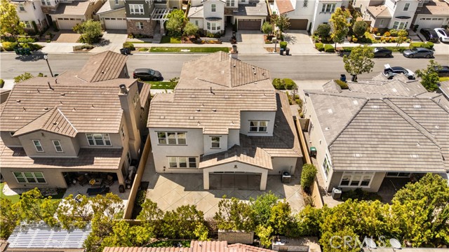 106 Trowel, Irvine CA: https://media.crmls.org/medias/da8cfd15-e263-4430-9071-55f19703eaf5.jpg