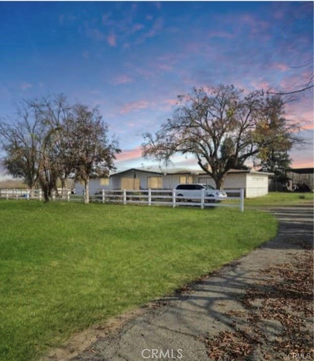 13250 Road 184, Porterville CA: https://media.crmls.org/medias/da8e6228-a51c-488b-9c98-bbf3a7ca45ec.jpg