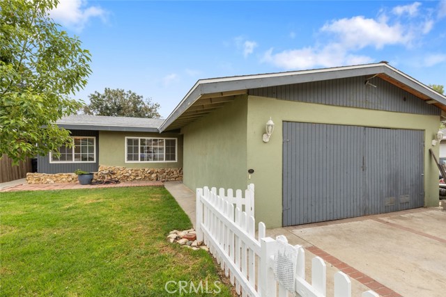 4168 Ish Drive photo 2