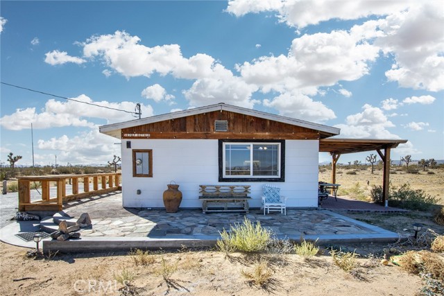 Detail Gallery Image 2 of 40 For 58787 Becker, Landers,  CA 92285 - 1 Beds | 1 Baths