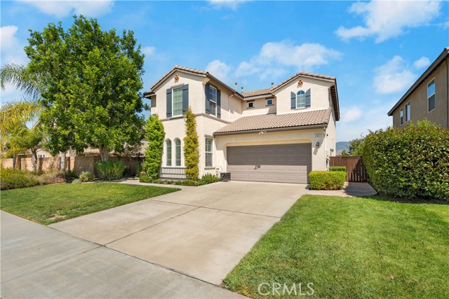 Detail Gallery Image 1 of 1 For 200 Blue Jay Ln, Redlands,  CA 92374 - 5 Beds | 4/1 Baths