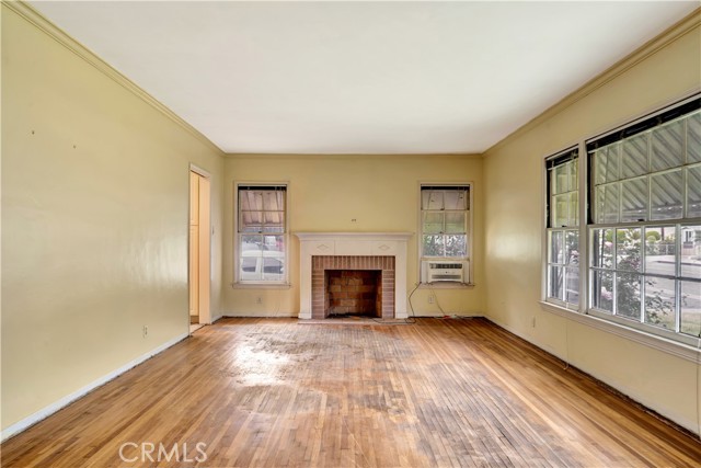 Detail Gallery Image 6 of 26 For 501 S Lake St, Burbank,  CA 91502 - 2 Beds | 1 Baths