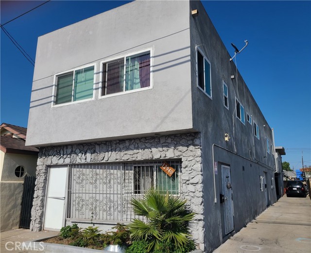 Detail Gallery Image 1 of 11 For 12940 Prairie Ave, Hawthorne,  CA 90250 - – Beds | – Baths