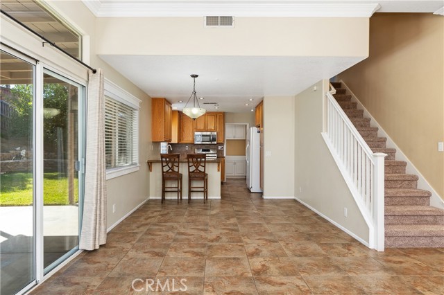 Detail Gallery Image 10 of 31 For 1573 Macintosh Dr, Riverside,  CA 92507 - 3 Beds | 2/1 Baths