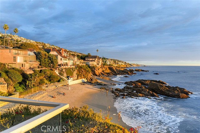 Detail Gallery Image 22 of 74 For 1907 Ocean Way, Laguna Beach,  CA 92651 - 4 Beds | 3/1 Baths