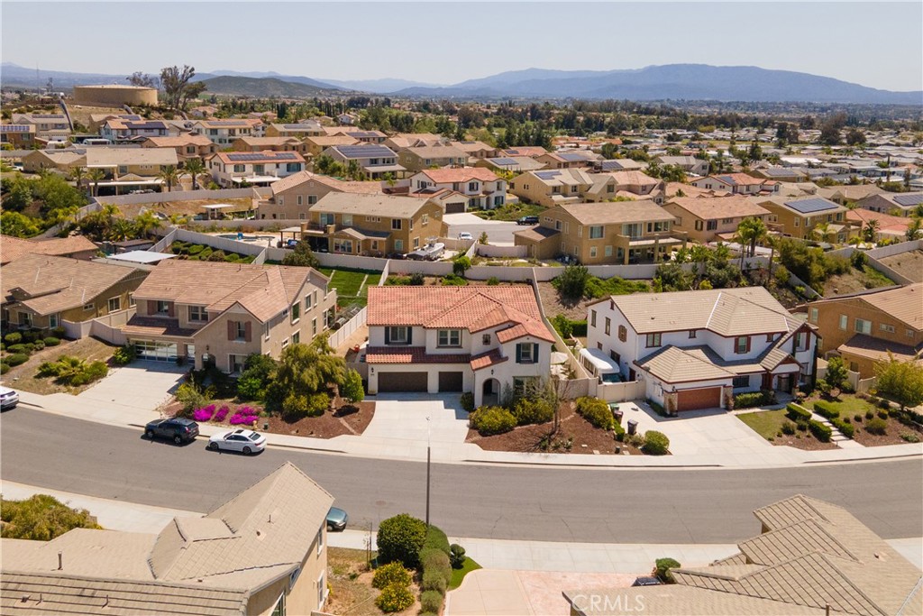 MLS #SW25070441 img 5