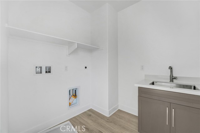 27345 Creekwood Lane, Valencia CA: https://media.crmls.org/medias/da912bde-12b0-4b26-bae3-408f9fe1dde3.jpg