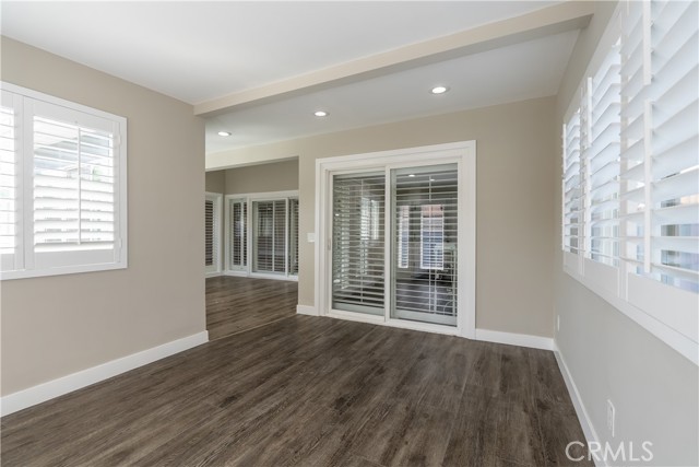 Detail Gallery Image 21 of 40 For 17200 Willard, Lake Balboa,  CA 91406 - 3 Beds | 2/1 Baths